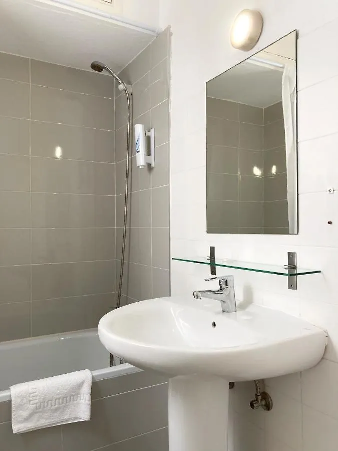 Hostal Paco Marbella 0*,
