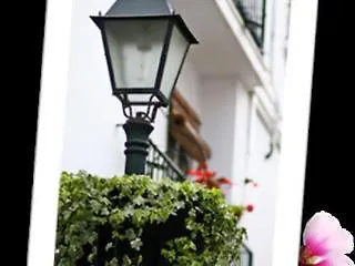 Hostal Paco Marbella Affittacamere